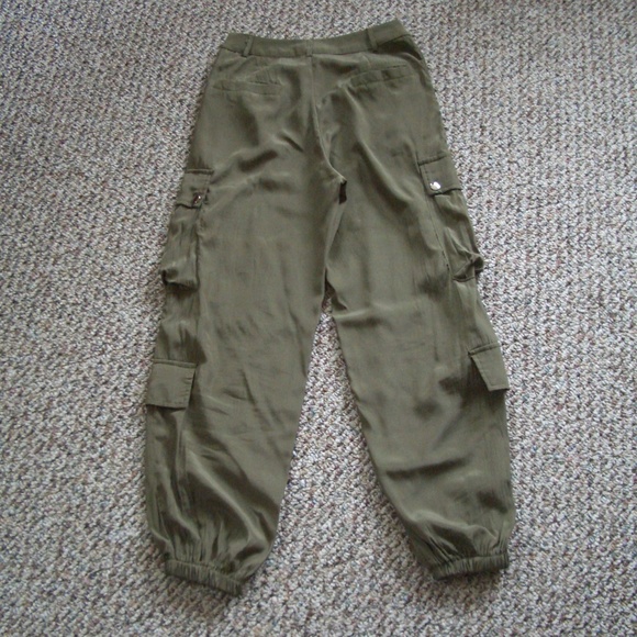Lioness Cypress khaki cargo jogger pants XS - Picture 5 of 7